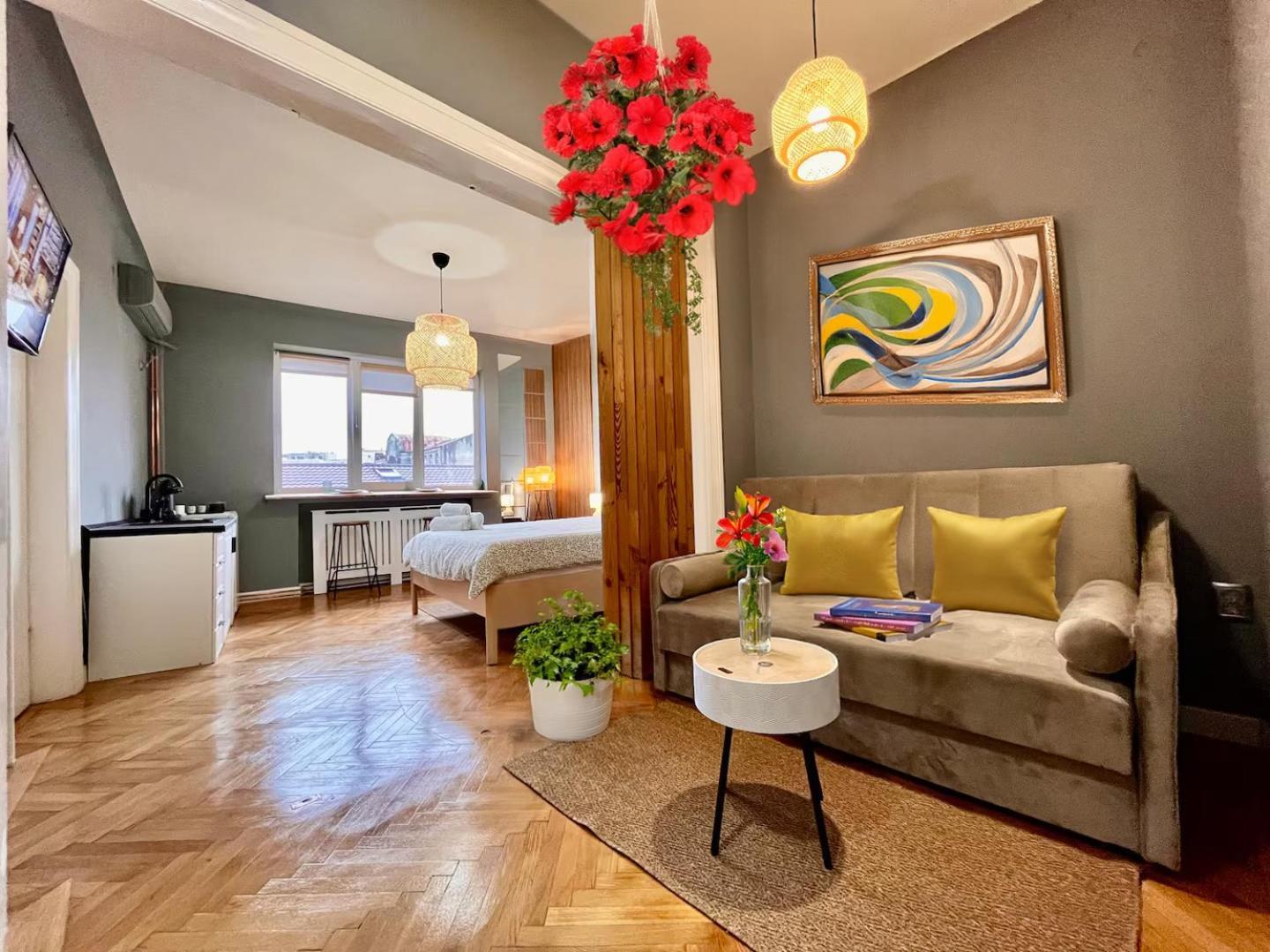 Woodie Studio With Premium Comfort By Piata Unirii Bucureşti Ngoại thất bức ảnh