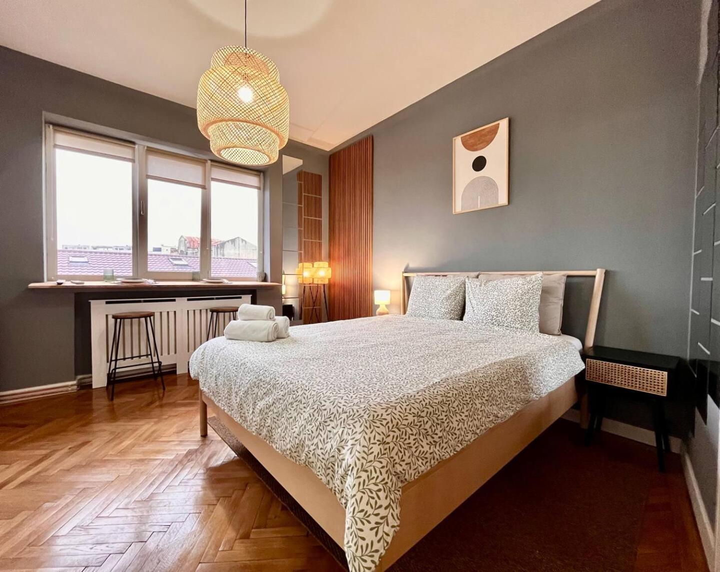Woodie Studio With Premium Comfort By Piata Unirii Bucureşti Ngoại thất bức ảnh